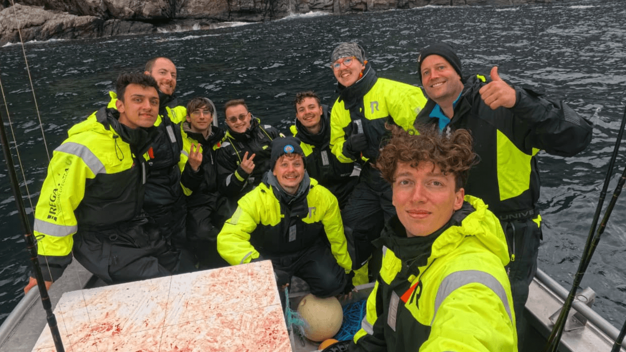 Il team a pesca con Preben Moen del locale Brygga